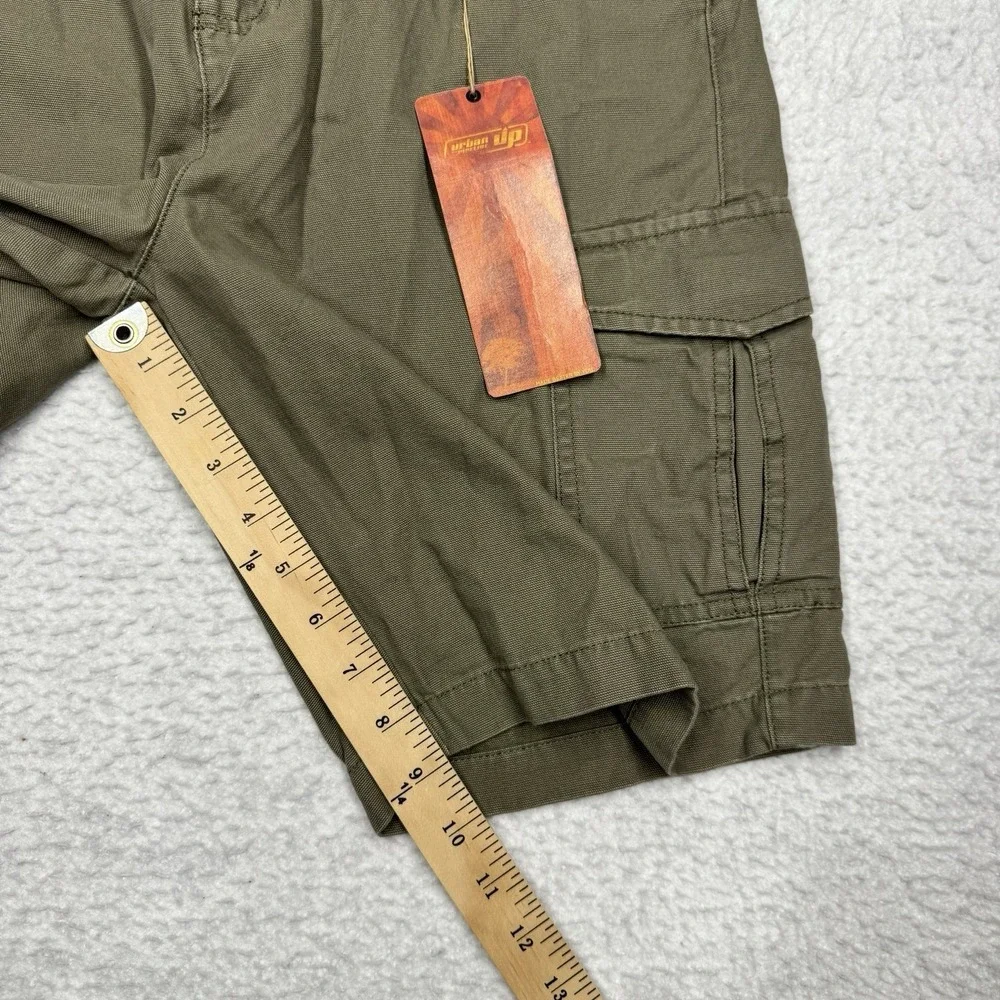 NWT Urban Pipeline Cargo Shorts Green Youth Boys Size Large
